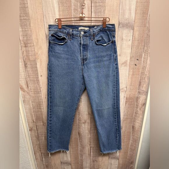 Levi's Light Blue Cropped Jeans - Picture 4 of 14